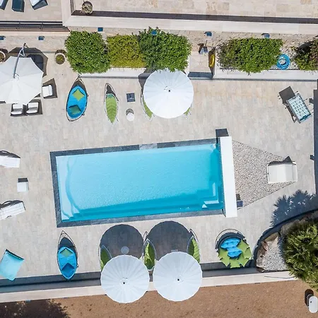 Capo Di Bed & Breakfast