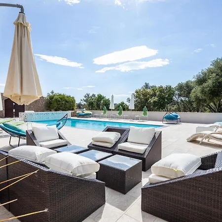 Capo Di Bed & Breakfast